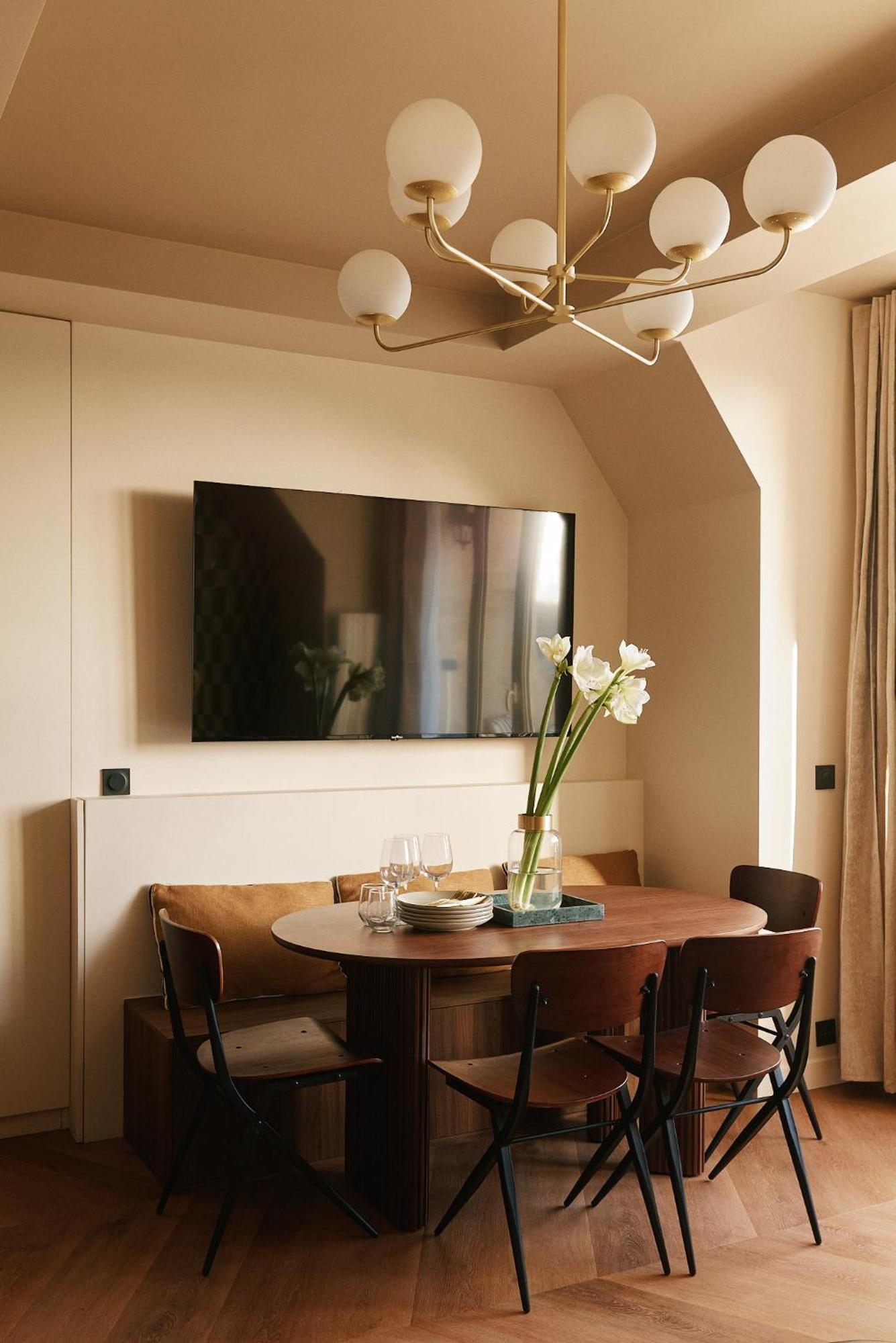 Lavie Maison - 33 Louvre Appartement